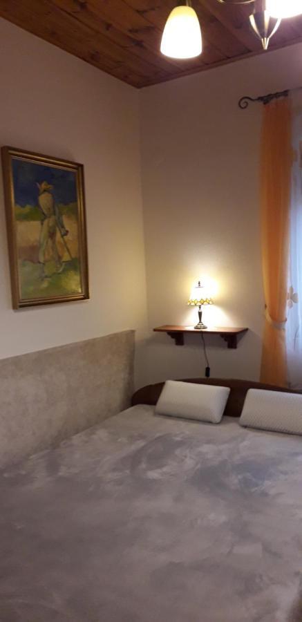 Matyasmadar Vendeghaz Hotel Tard ภายนอก รูปภาพ